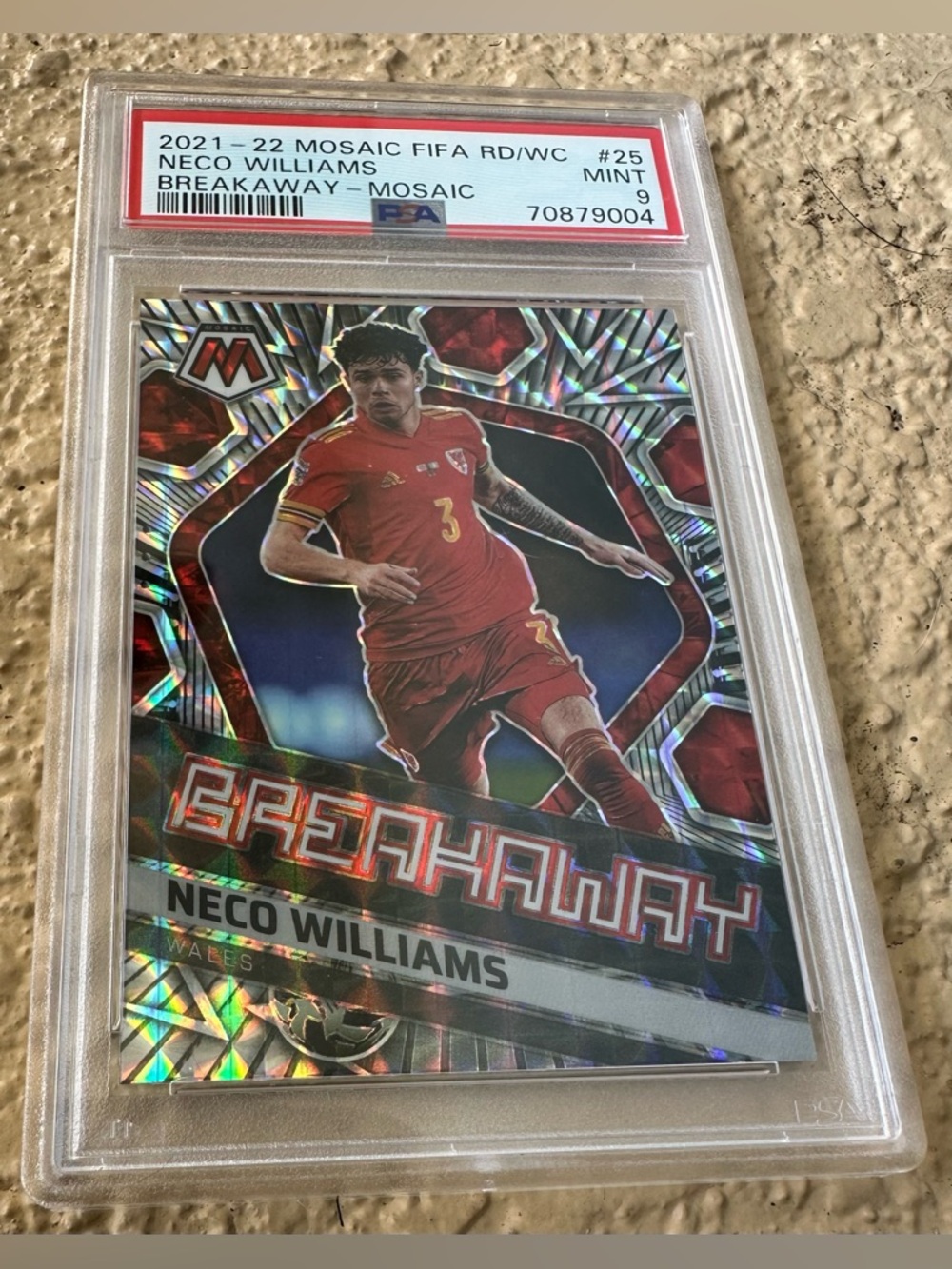 2021-22 Mosaic FIFA RD/WC Neco Williams Breakaway Mosaic #25 PSA 9 Mint